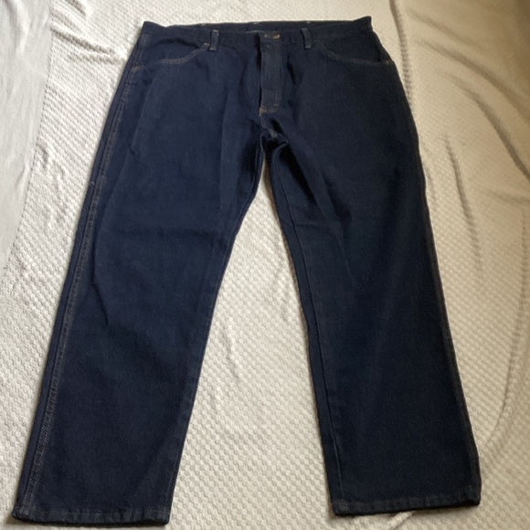 Classic Men's Straight Cut Blue Jeans - Picture 1 of 7